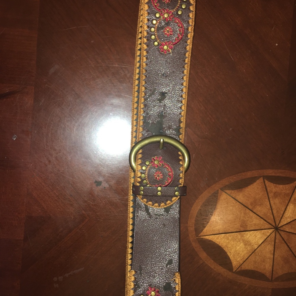 Oscar de la renta woman’s belt